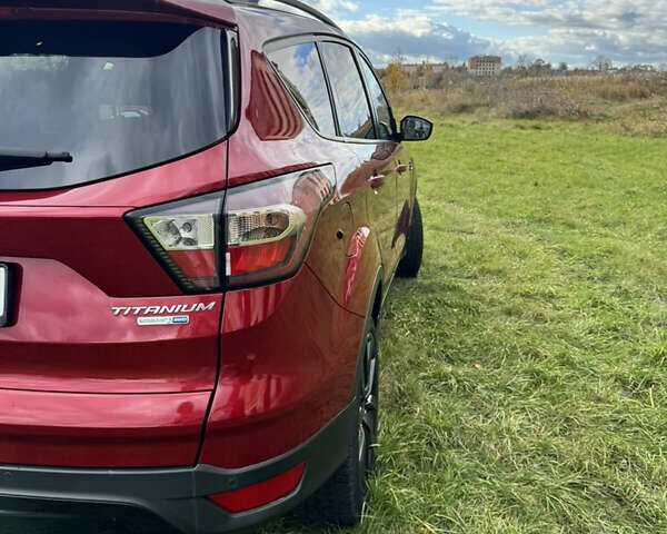 Форд Ескейп 2016 у Нетешине на Automoto.ua Червоний Форд Ескейп, об'ємом двигуна 2 л та пробігом 111 тис. км за 14700 $, фото 38 на Automoto.ua