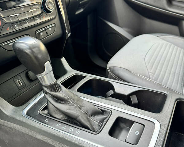 Форд Ескейп 2016 у Нетешине на Automoto.ua Червоний Форд Ескейп, об'ємом двигуна 2 л та пробігом 111 тис. км за 14700 $, фото 85 на Automoto.ua