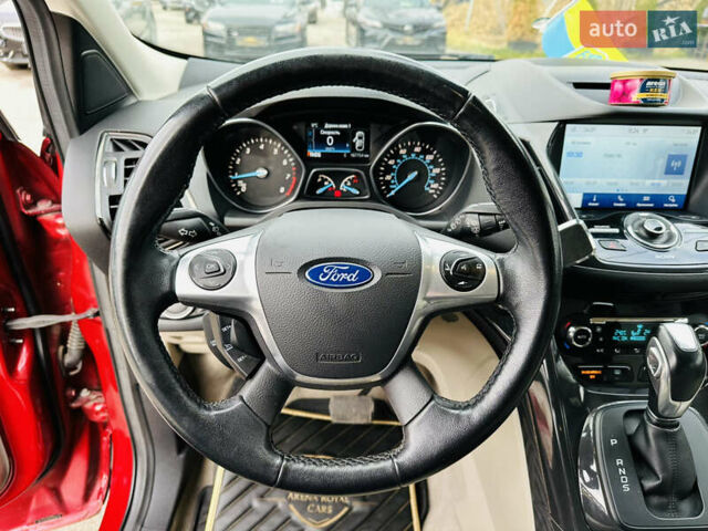 Красный Форд Эскейп, объемом двигателя 2 л и пробегом 167 тыс. км за 15800 $, фото 28 на Automoto.ua