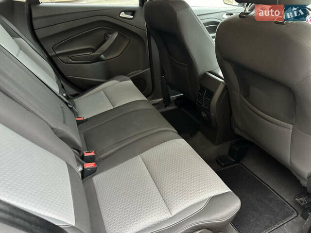 Червоний Форд Ескейп, об'ємом двигуна 1.5 л та пробігом 207 тис. км за 10350 $, фото 33 на Automoto.ua