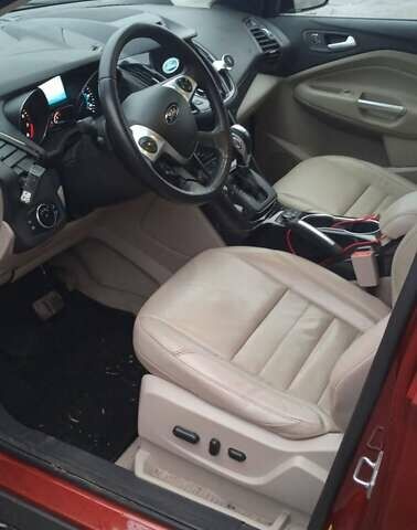 Форд Ескейп 2016 у Києві на Automoto.ua Червоний Форд Ескейп, об'ємом двигуна 1.6 л та пробігом 104 тис. км за 14200 $, фото 12 на Automoto.ua