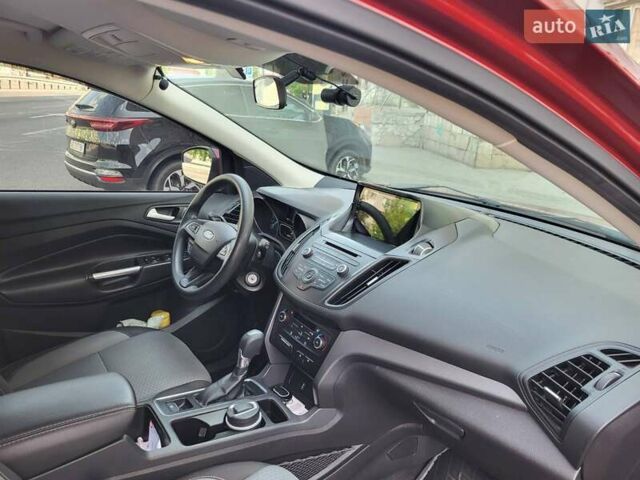 Червоний Форд Ескейп, об'ємом двигуна 1.5 л та пробігом 76 тис. км за 12500 $, фото 7 на Automoto.ua