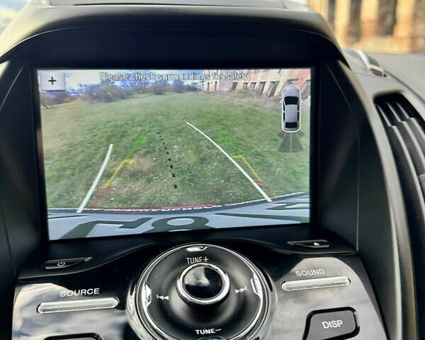 Форд Ескейп 2016 у Нетешине на Automoto.ua Червоний Форд Ескейп, об'ємом двигуна 2 л та пробігом 111 тис. км за 14700 $, фото 80 на Automoto.ua