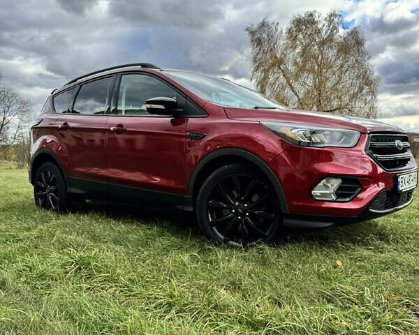 Форд Ескейп 2016 у Нетешине на Automoto.ua Червоний Форд Ескейп, об'ємом двигуна 2 л та пробігом 111 тис. км за 14700 $, фото 53 на Automoto.ua