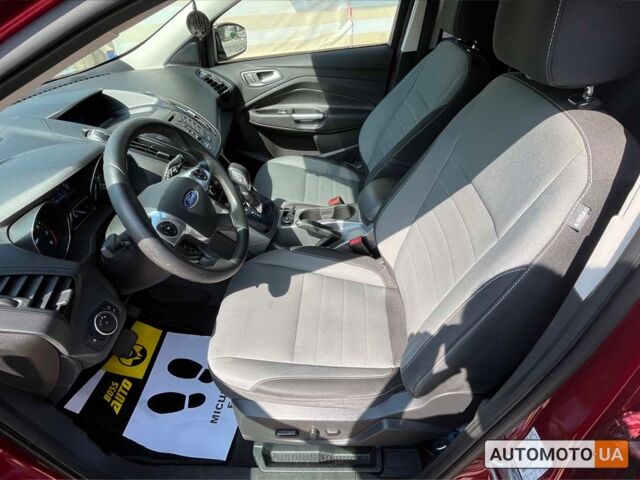 Красный Форд Эскейп, объемом двигателя 2.5 л и пробегом 183 тыс. км за 12900 $, фото 10 на Automoto.ua