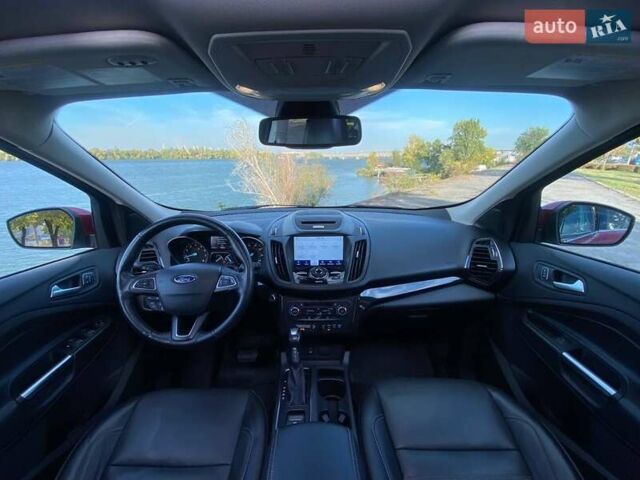 Червоний Форд Ескейп, об'ємом двигуна 2 л та пробігом 102 тис. км за 13700 $, фото 19 на Automoto.ua