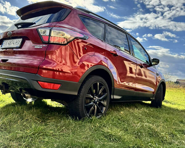 Форд Ескейп 2016 у Нетешине на Automoto.ua Червоний Форд Ескейп, об'ємом двигуна 2 л та пробігом 111 тис. км за 14700 $, фото 20 на Automoto.ua