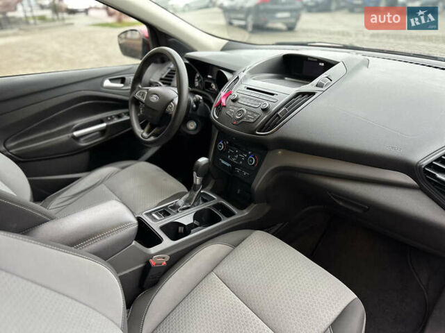 Червоний Форд Ескейп, об'ємом двигуна 1.5 л та пробігом 207 тис. км за 10350 $, фото 30 на Automoto.ua