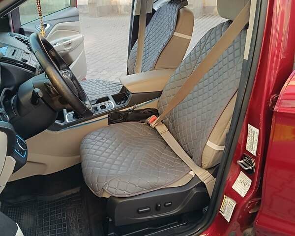 Форд Эскейп 2016 в Ивано-Франковске на Automoto.ua Красный Форд Эскейп, объемом двигателя 2 л и пробегом 173 тыс. км за 14400 $, фото 3 на Automoto.ua