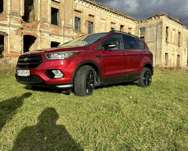 Форд Ескейп 2016 у Нетешине на Automoto.ua Червоний Форд Ескейп, об'ємом двигуна 2 л та пробігом 111 тис. км за 14700 $, фото 32 на Automoto.ua