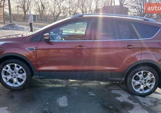 Форд Ескейп 2016 у Києві на Automoto.ua Червоний Форд Ескейп, об'ємом двигуна 1.6 л та пробігом 104 тис. км за 14200 $, фото 4 на Automoto.ua