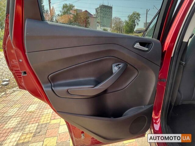 Красный Форд Эскейп, объемом двигателя 2.5 л и пробегом 183 тыс. км за 12900 $, фото 16 на Automoto.ua