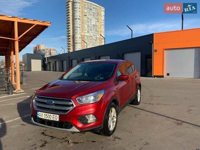 Красный Форд Эскейп, объемом двигателя 1.5 л и пробегом 36 тыс. км за 15000 $, фото 4 на Automoto.ua