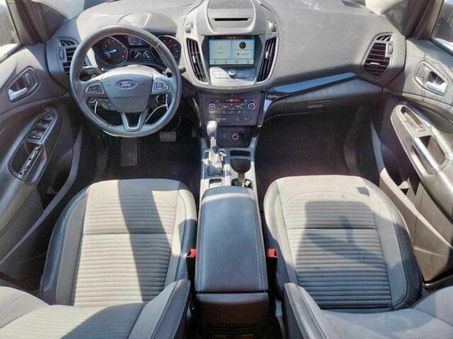 Червоний Форд Ескейп, об'ємом двигуна 1.5 л та пробігом 133 тис. км за 1200 $, фото 7 на Automoto.ua