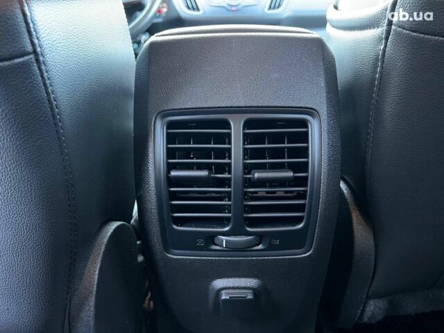 Червоний Форд Ескейп, об'ємом двигуна 2 л та пробігом 170 тис. км за 14590 $, фото 35 на Automoto.ua