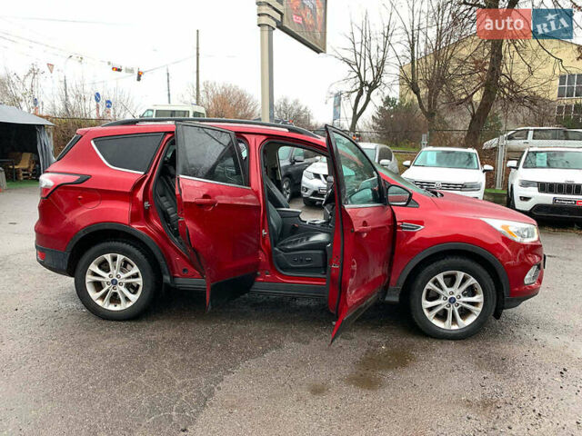 Червоний Форд Ескейп, об'ємом двигуна 2 л та пробігом 179 тис. км за 14890 $, фото 13 на Automoto.ua