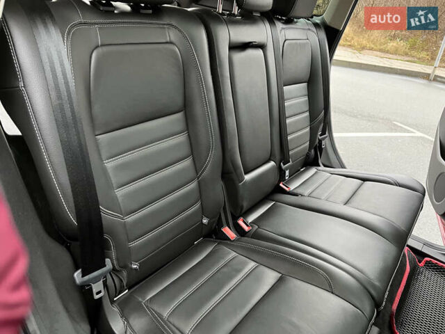 Красный Форд Эскейп, объемом двигателя 2 л и пробегом 78 тыс. км за 15900 $, фото 16 на Automoto.ua