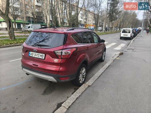 Красный Форд Эскейп, объемом двигателя 2 л и пробегом 178 тыс. км за 15000 $, фото 6 на Automoto.ua