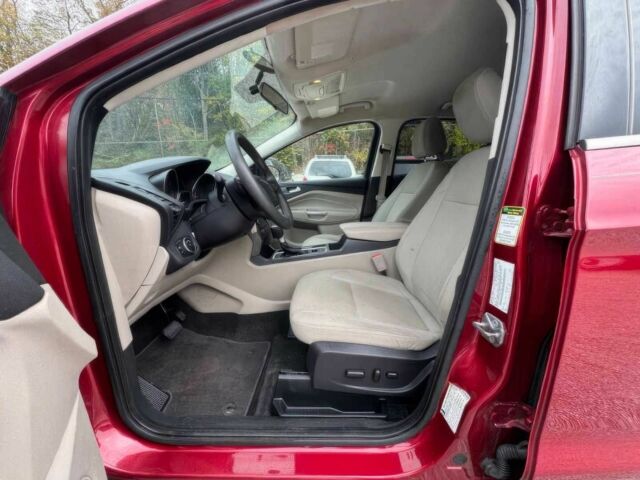 Красный Форд Эскейп, объемом двигателя 4.5 л и пробегом 62 тыс. км за 7700 $, фото 8 на Automoto.ua