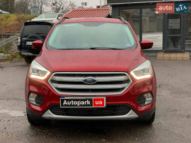 Червоний Форд Ескейп, об'ємом двигуна 2 л та пробігом 179 тис. км за 14890 $, фото 1 на Automoto.ua