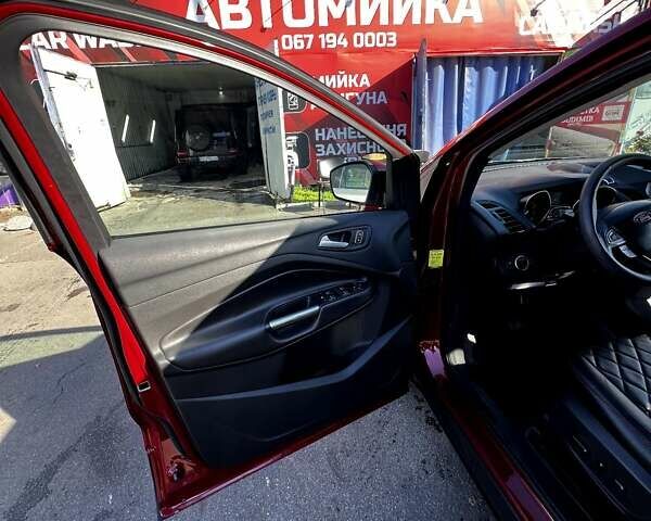 Красный Форд Эскейп, объемом двигателя 1.5 л и пробегом 103 тыс. км за 10500 $, фото 39 на Automoto.ua