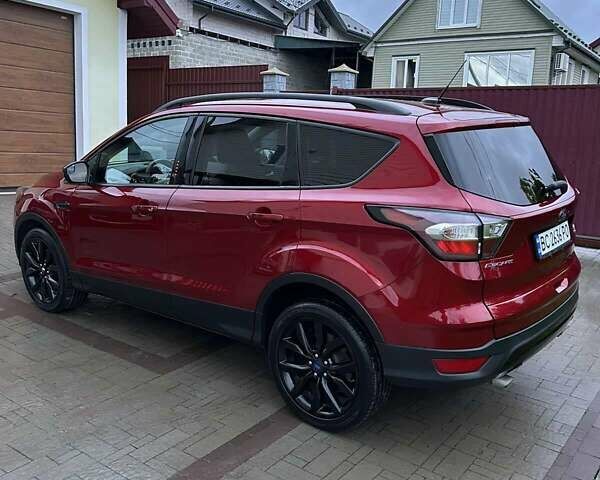 Красный Форд Эскейп, объемом двигателя 2 л и пробегом 170 тыс. км за 13500 $, фото 25 на Automoto.ua