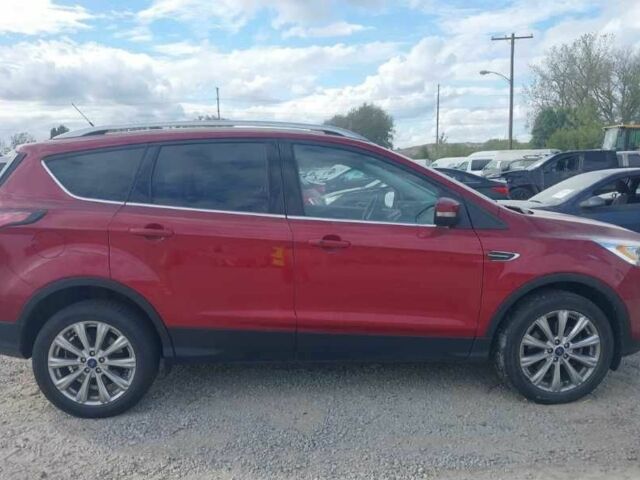 Червоний Форд Ескейп, об'ємом двигуна 2 л та пробігом 172 тис. км за 9500 $, фото 12 на Automoto.ua