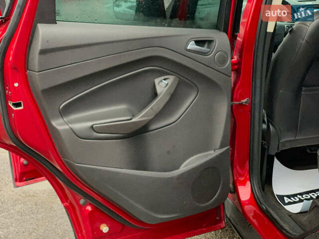 Червоний Форд Ескейп, об'ємом двигуна 2 л та пробігом 179 тис. км за 14890 $, фото 19 на Automoto.ua