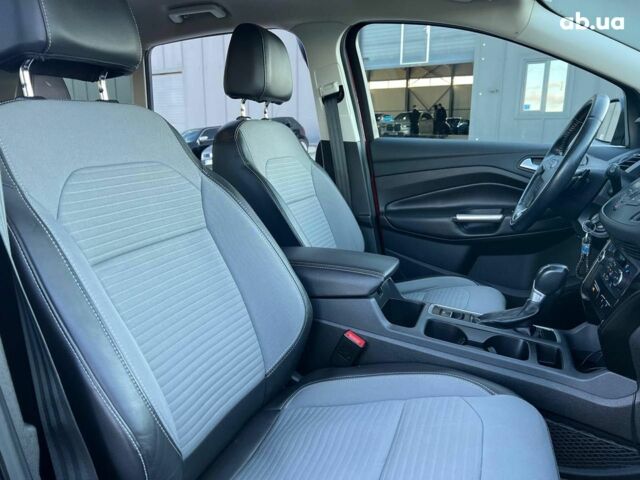 Червоний Форд Ескейп, об'ємом двигуна 2 л та пробігом 170 тис. км за 14590 $, фото 39 на Automoto.ua