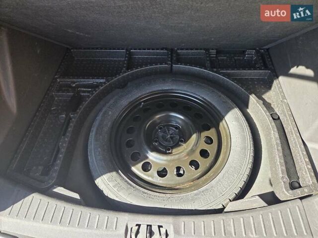 Красный Форд Эскейп, объемом двигателя 1.5 л и пробегом 101 тыс. км за 12700 $, фото 9 на Automoto.ua