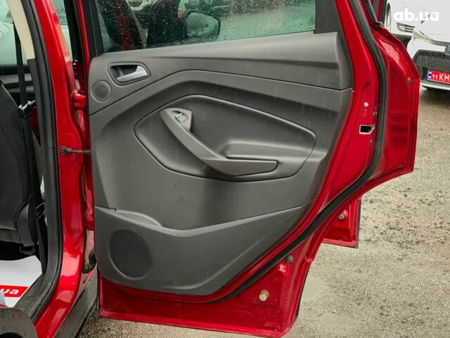 Красный Форд Эскейп, объемом двигателя 2 л и пробегом 179 тыс. км за 14890 $, фото 17 на Automoto.ua