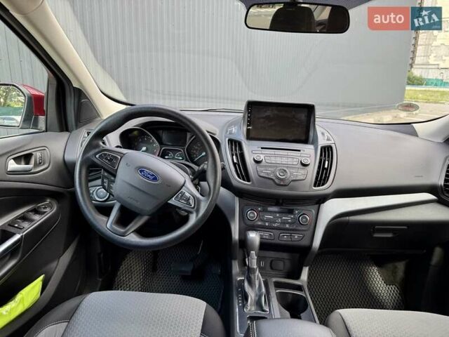 Червоний Форд Ескейп, об'ємом двигуна 2 л та пробігом 121 тис. км за 14400 $, фото 10 на Automoto.ua
