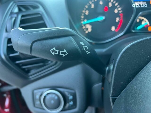 Червоний Форд Ескейп, об'ємом двигуна 2 л та пробігом 170 тис. км за 14590 $, фото 23 на Automoto.ua