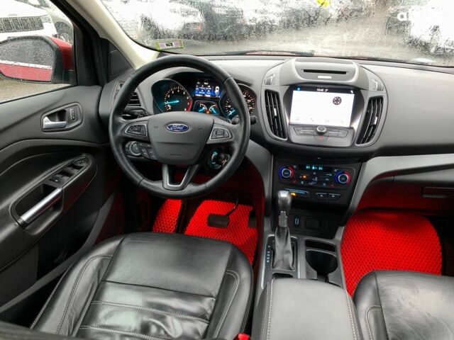 Красный Форд Эскейп, объемом двигателя 2 л и пробегом 179 тыс. км за 14890 $, фото 29 на Automoto.ua