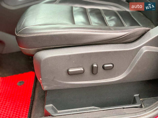 Червоний Форд Ескейп, об'ємом двигуна 2 л та пробігом 179 тис. км за 14890 $, фото 22 на Automoto.ua