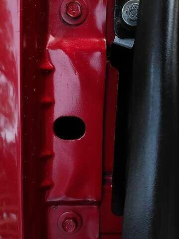 Красный Форд Эскейп, объемом двигателя 2 л и пробегом 153 тыс. км за 12300 $, фото 29 на Automoto.ua