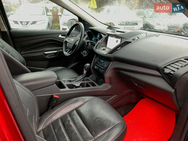 Червоний Форд Ескейп, об'ємом двигуна 2 л та пробігом 179 тис. км за 14890 $, фото 27 на Automoto.ua