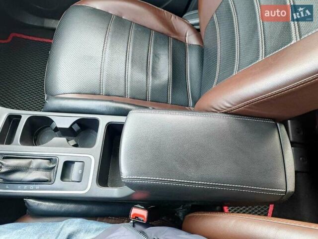 Красный Форд Эскейп, объемом двигателя 1.5 л и пробегом 128 тыс. км за 12300 $, фото 19 на Automoto.ua