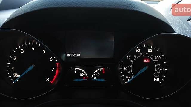 Красный Форд Эскейп, объемом двигателя 2 л и пробегом 153 тыс. км за 12300 $, фото 23 на Automoto.ua