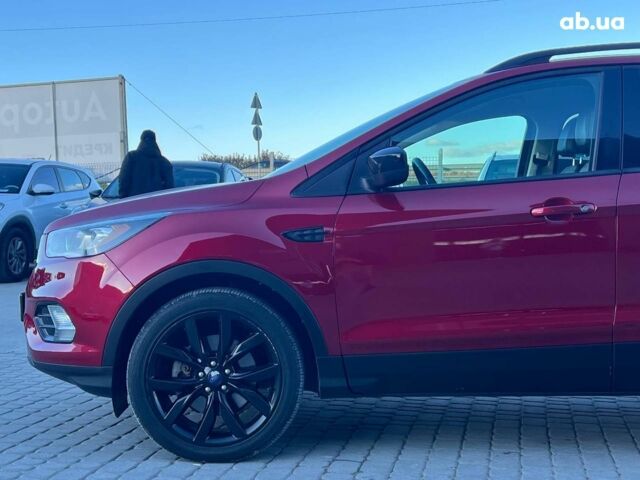 Червоний Форд Ескейп, об'ємом двигуна 2 л та пробігом 170 тис. км за 14590 $, фото 1 на Automoto.ua