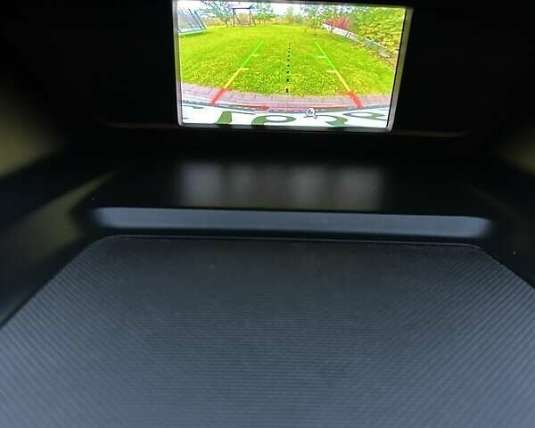 Красный Форд Эскейп, объемом двигателя 2 л и пробегом 170 тыс. км за 13500 $, фото 9 на Automoto.ua