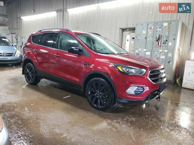 Червоний Форд Ескейп, об'ємом двигуна 2 л та пробігом 131 тис. км за 2900 $, фото 3 на Automoto.ua