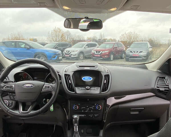 Красный Форд Эскейп, объемом двигателя 1.5 л и пробегом 154 тыс. км за 11999 $, фото 13 на Automoto.ua