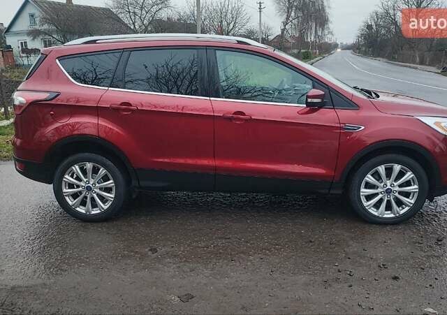Червоний Форд Ескейп, об'ємом двигуна 2 л та пробігом 178 тис. км за 12999 $, фото 5 на Automoto.ua