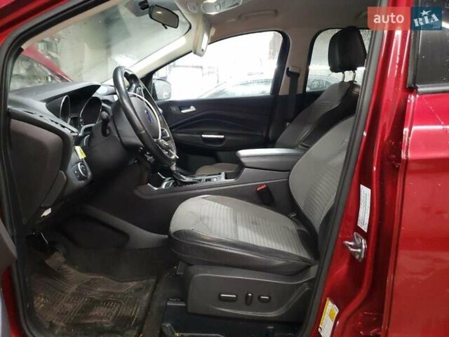 Червоний Форд Ескейп, об'ємом двигуна 2 л та пробігом 131 тис. км за 2900 $, фото 6 на Automoto.ua