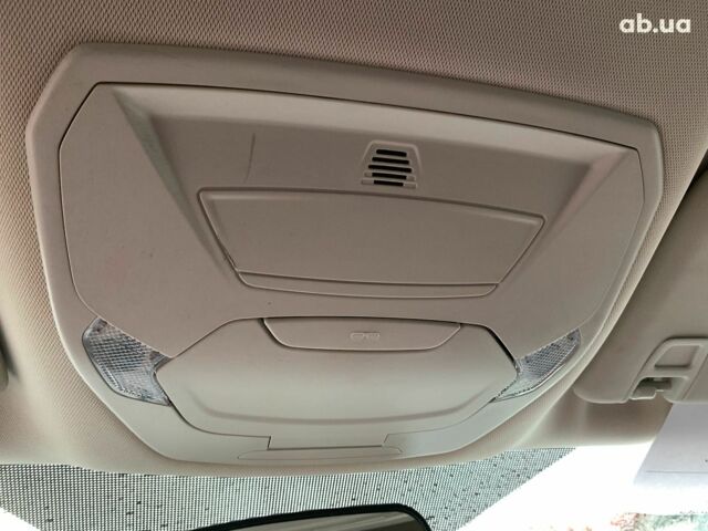 Красный Форд Эскейп, объемом двигателя 2 л и пробегом 179 тыс. км за 14890 $, фото 37 на Automoto.ua