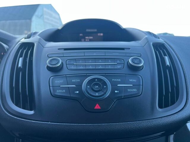 Червоний Форд Ескейп, об'ємом двигуна 2 л та пробігом 170 тис. км за 14590 $, фото 26 на Automoto.ua