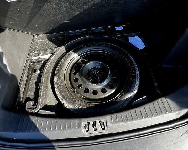 Красный Форд Эскейп, объемом двигателя 1.5 л и пробегом 103 тыс. км за 10500 $, фото 15 на Automoto.ua