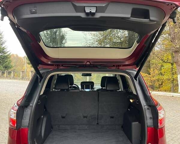 Красный Форд Эскейп, объемом двигателя 1.5 л и пробегом 175 тыс. км за 13100 $, фото 7 на Automoto.ua