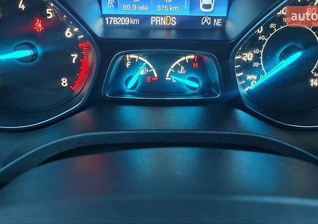 Червоний Форд Ескейп, об'ємом двигуна 2 л та пробігом 178 тис. км за 12999 $, фото 25 на Automoto.ua